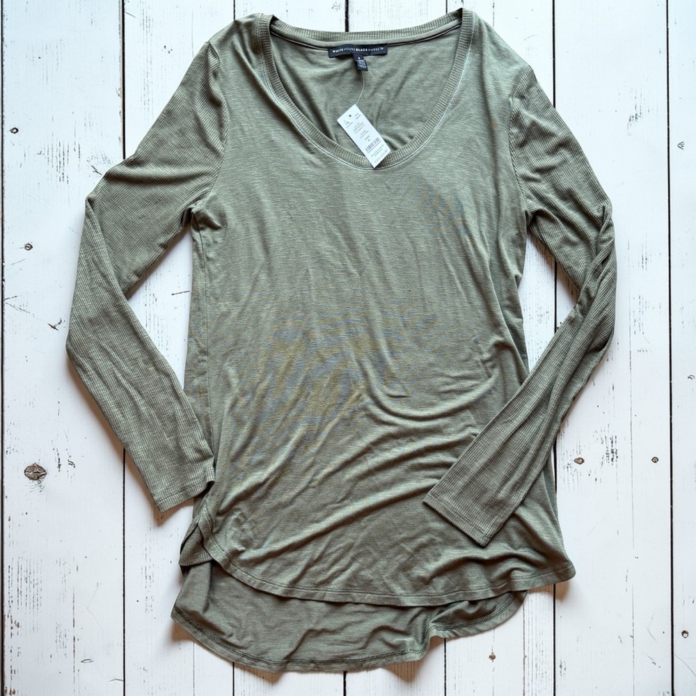 White House Black Market Olive Legging Tee Long Sleeve Scoop Neck Top Size S NWT